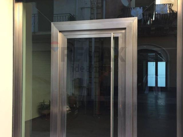 Locale in affitto di 140 m² in Via Umberto Iᵒ, 496