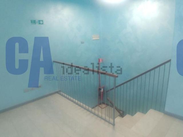 Locale in affitto di 141 m² in Via Maurizio Gonzaga