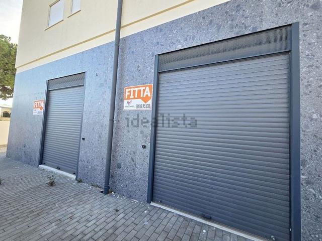 Locale in affitto di 144 m² in Via Vecchia Sovereto