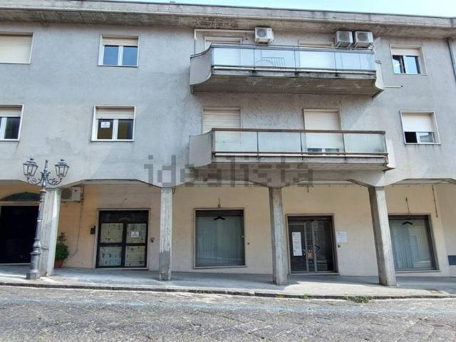 Locale in affitto di 145 m² in Corso Europa