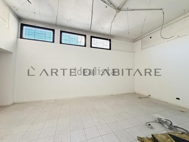 Locale in affitto di 148 m² in Piazza Giuseppe Mazzini, 4