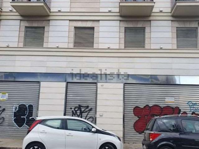 Locale in affitto di 150 m²