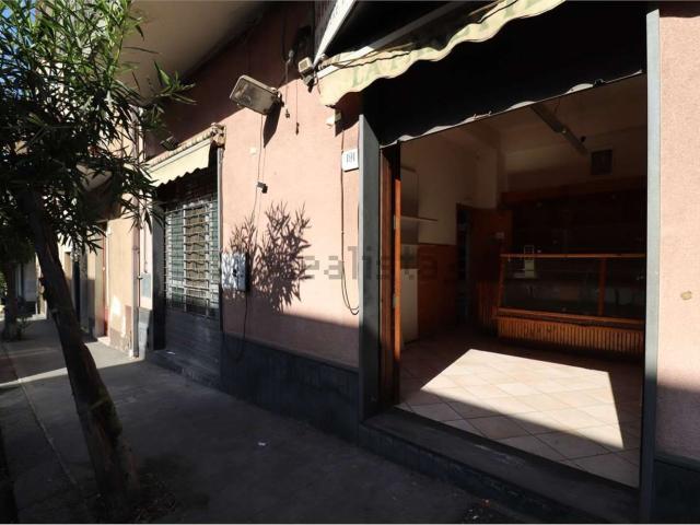 Locale in affitto di 150 m² in Via Giuseppe Garibaldi, 191