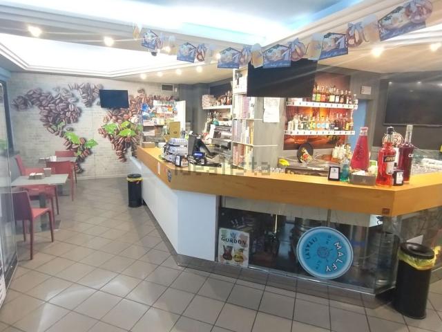 Locale in affitto di 150 m² in Via Giuseppe Verdi