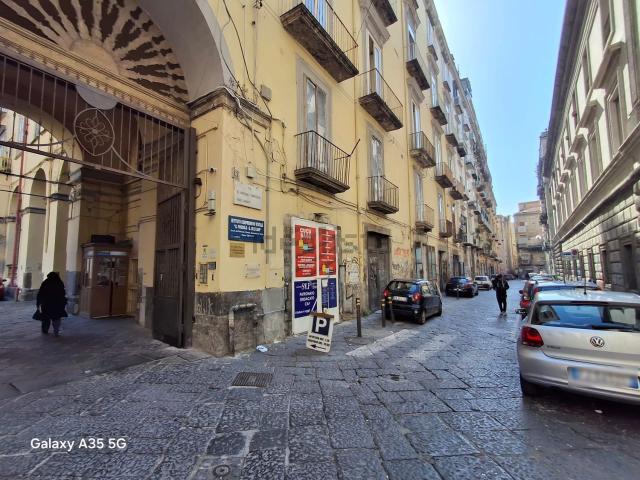 Locale in affitto di 150 m² in Via dei Carrozzieri a Monteoliveto, 11