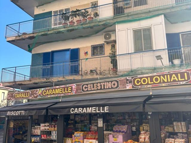 Locale in affitto di 150 m² in Via Francesco Baracca