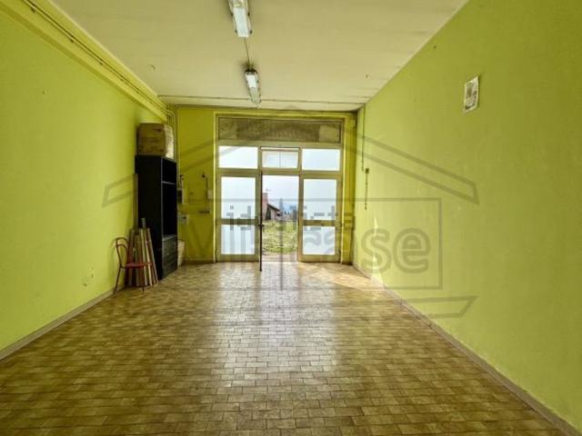 Locale in affitto di 150 m² in Via Mosse