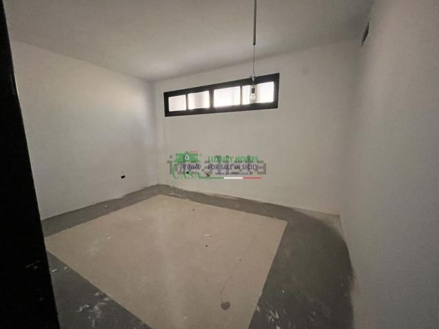 Locale in affitto di 150 m² in Via San Biagio