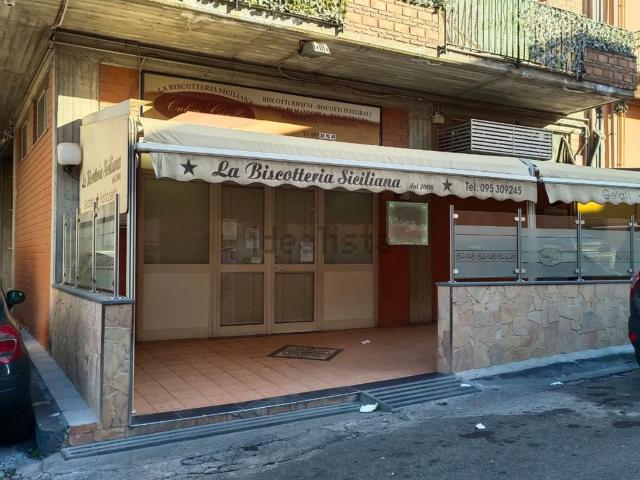 Locale in affitto di 150 m² in Via Stazione Motta, 38
