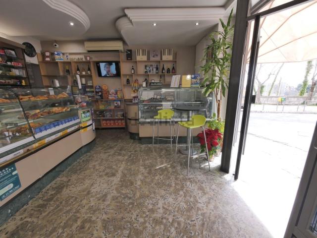 Locale in affitto di 150 m² in Via Padre Anselmo da Ragusa
