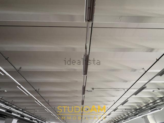 Locale in affitto di 150 m² in Via Prasecco