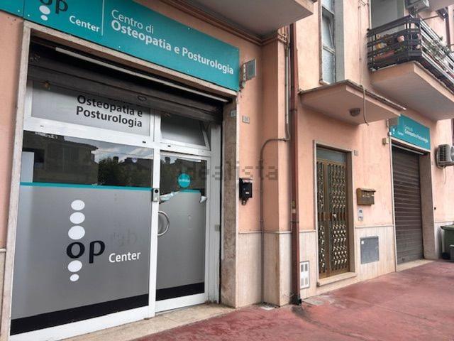 Locale in affitto di 150 m² in Viale di Montecelio, 26