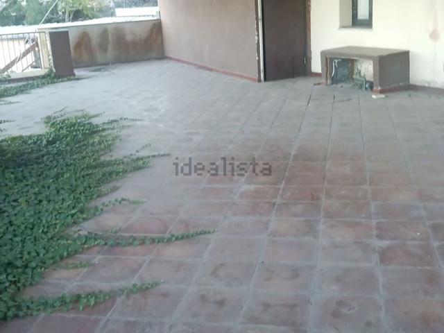 Locale in affitto di 150 m² in Circonvallazione Santa Venera