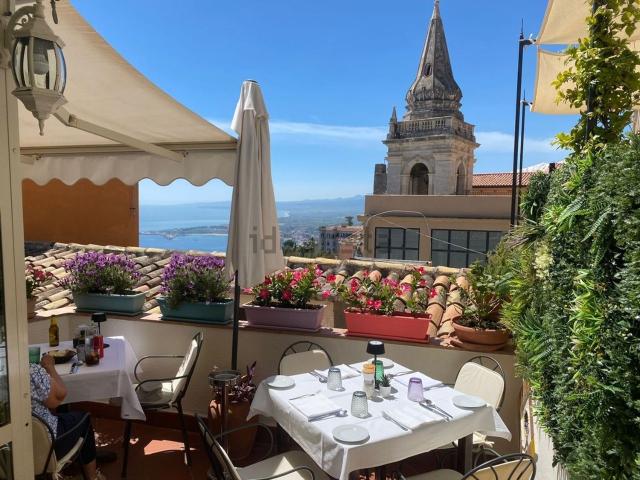 Locale in affitto di 150 m² in Corso Umberto