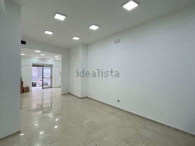 Locale in affitto di 150 m² in Corso dei Mille
