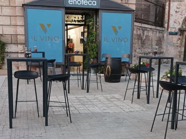 Locale in affitto di 150 m² in Piazza Vittorio Emanuele II, 3