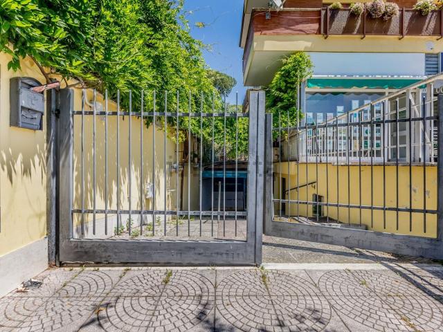 Locale in affitto di 151 m² in Piazza della Visione