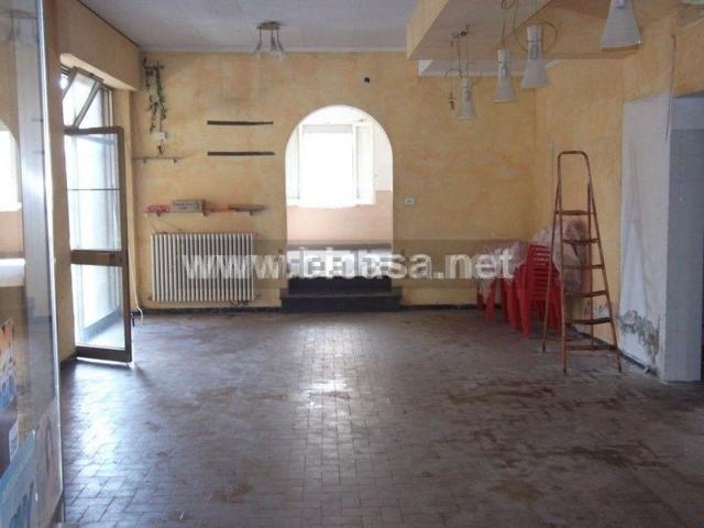 Locale in affitto di 152 m² in Via Ettore Mancini
