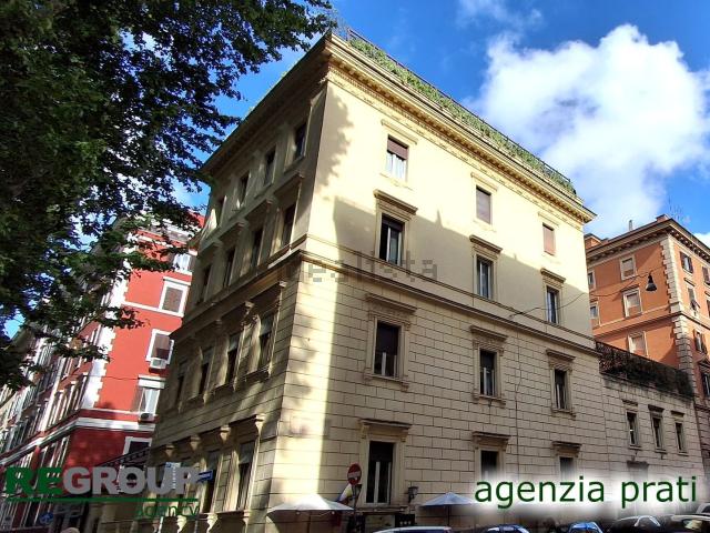 Locale in affitto di 155 m² in Via Caio Mario, 14
