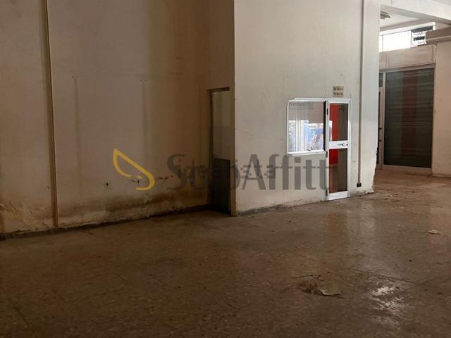 Locale in affitto di 155 m² in Via del Concilio