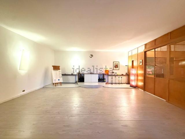 Locale in affitto di 155 m² in Via San Francesco, 10