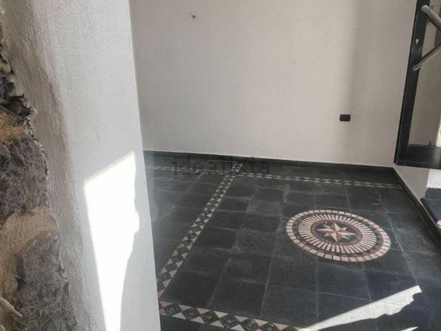 Locale in affitto di 15 m² in Via Giacomo Matteotti, 19