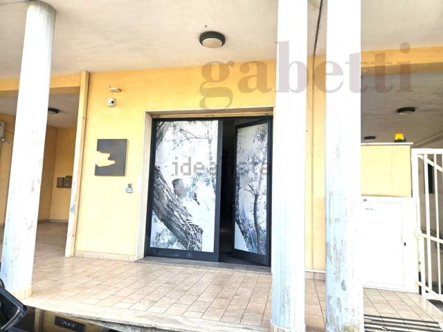Locale in affitto di 160 m²