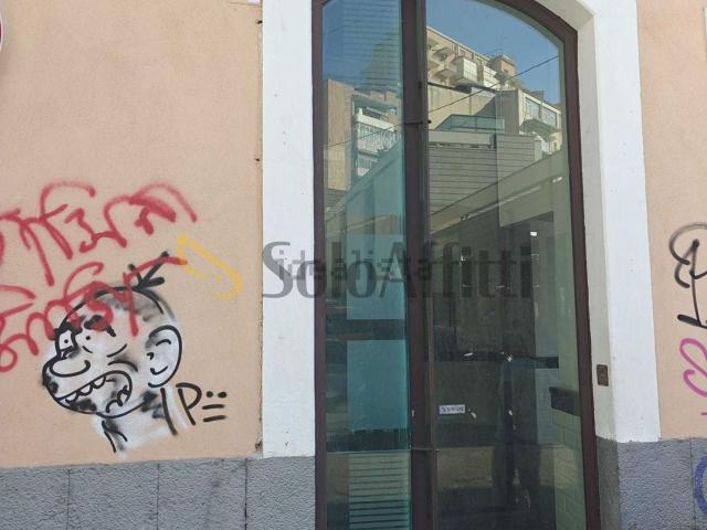Locale in affitto di 160 m²