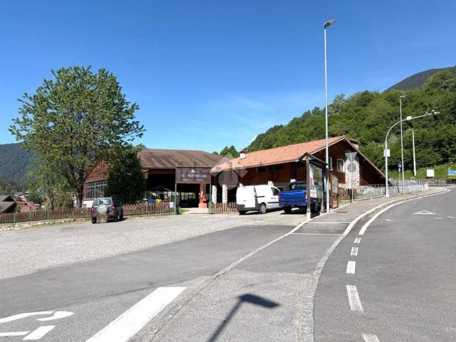 Locale in affitto di 160 m² in Via Calamè, 21