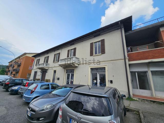 Locale in affitto di 160 m² in Via Antonio Magni, 25