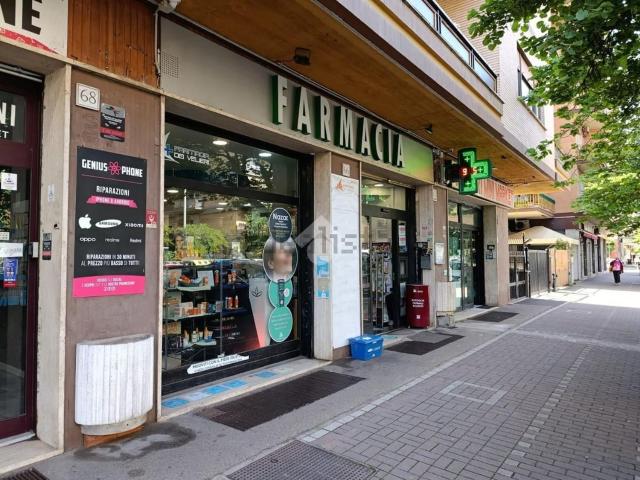 Locale in affitto di 160 m² in Via dei Velieri, 64
