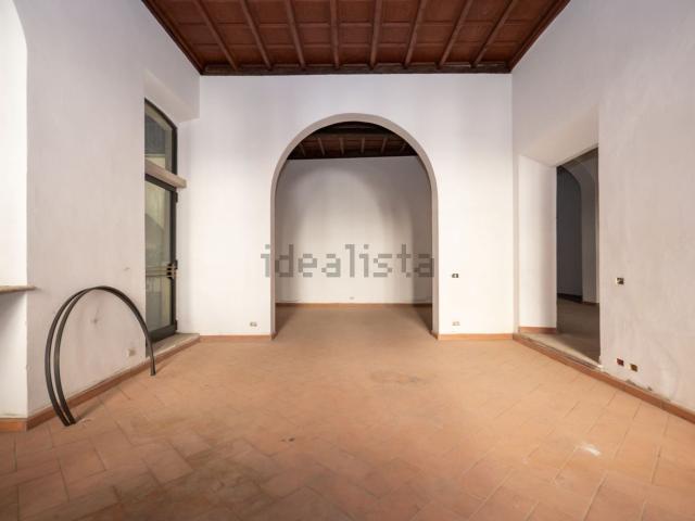 Locale in affitto di 160 m² in Corso di Porta Ticinese, 22