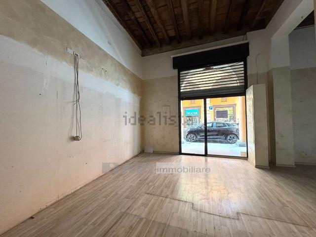 Locale in affitto di 161 m² in Strada Maggiore
