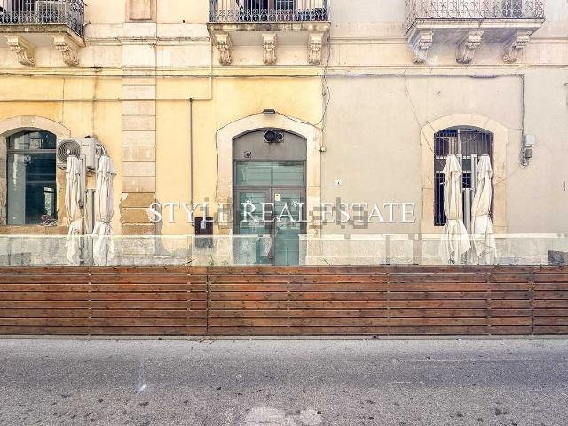 Locale in affitto di 163 m² in Via Malta, 25