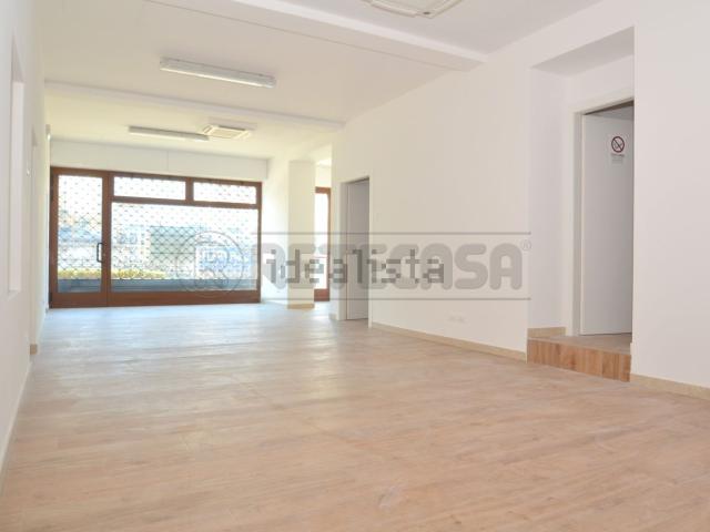 Locale in affitto di 164 m²
