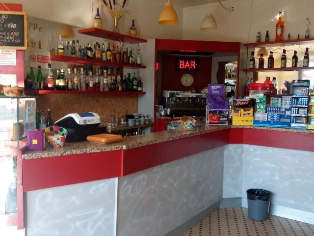Locale in affitto di 165 m²