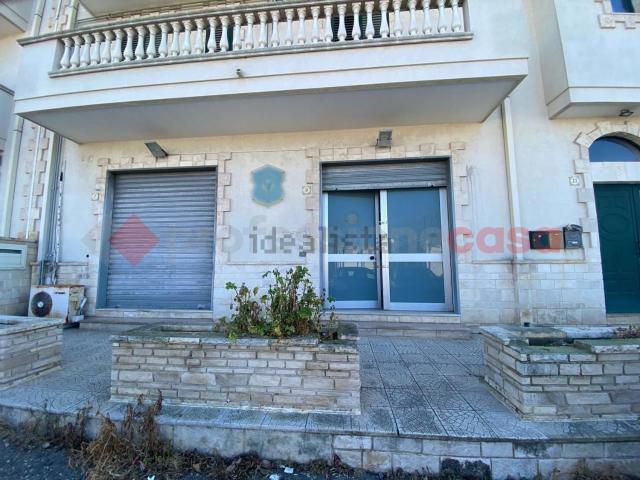 Locale in affitto di 165 m² in Via del Mare, 7