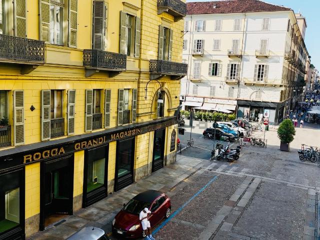 Locale in affitto di 166 m² in Via Giuseppe Luigi Lagrange, 40
