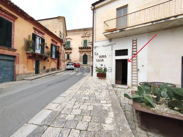 Locale in affitto di 16 m²