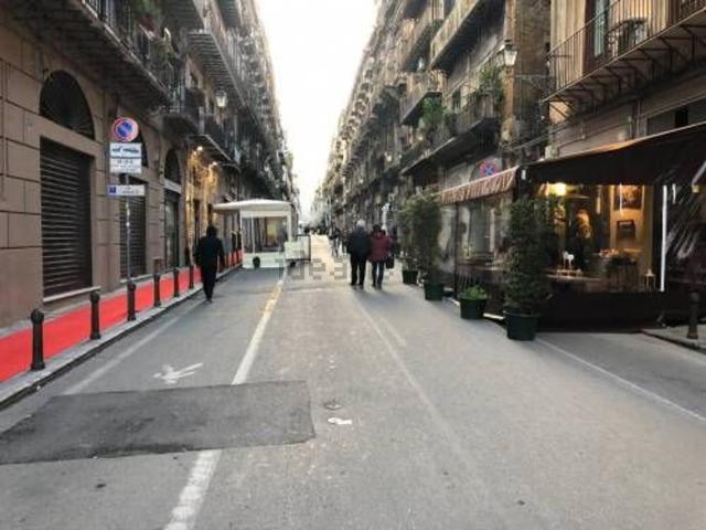 Locale in affitto di 170 m² in Via Vittorio Emanuele