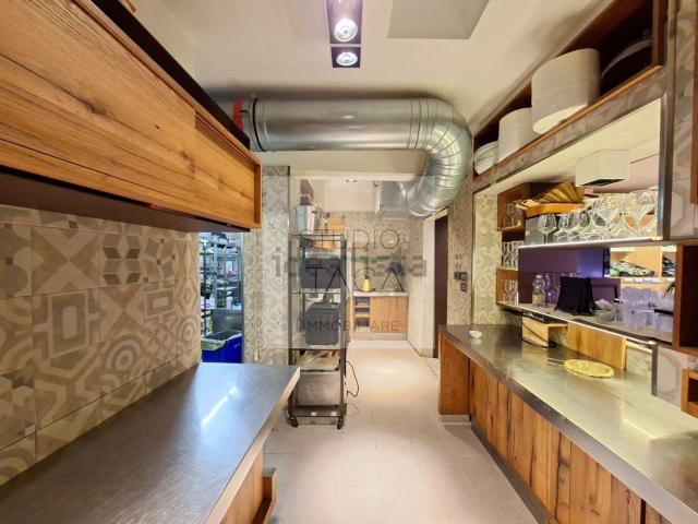 Locale in affitto di 175 m² in Via Boccalerie