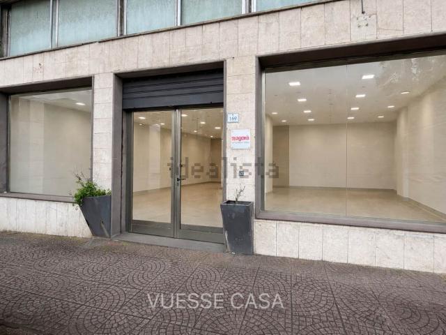 Locale in affitto di 178 m² in Via Alberto Lamarmora