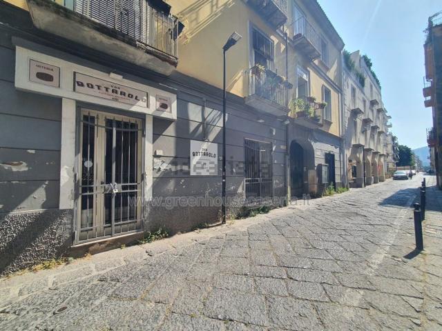 Locale in affitto di 180 m² in Via Bernardo Tanucci, 61