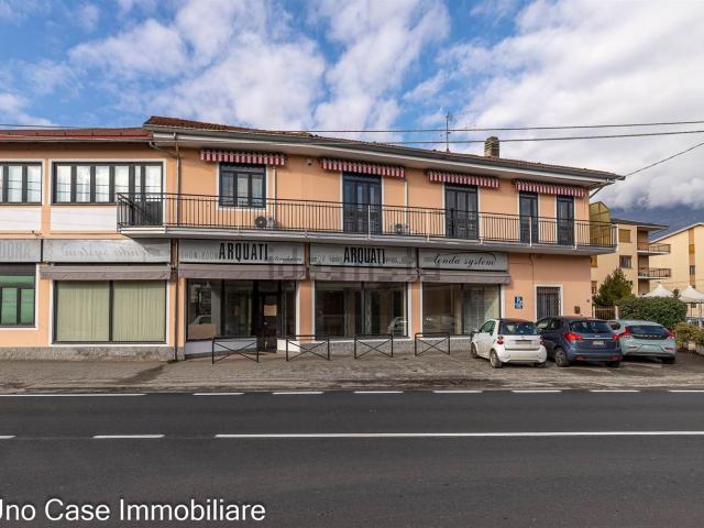 Locale in affitto di 180 m² in Via Ivrea, 36