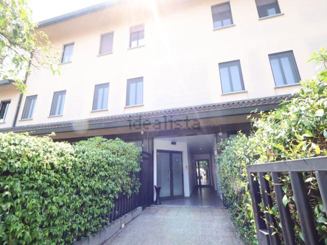 Locale in affitto di 180 m² in Via Trieste