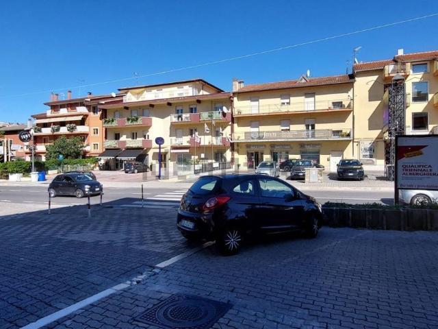 Locale in affitto di 185 m² in Contrada Cardito