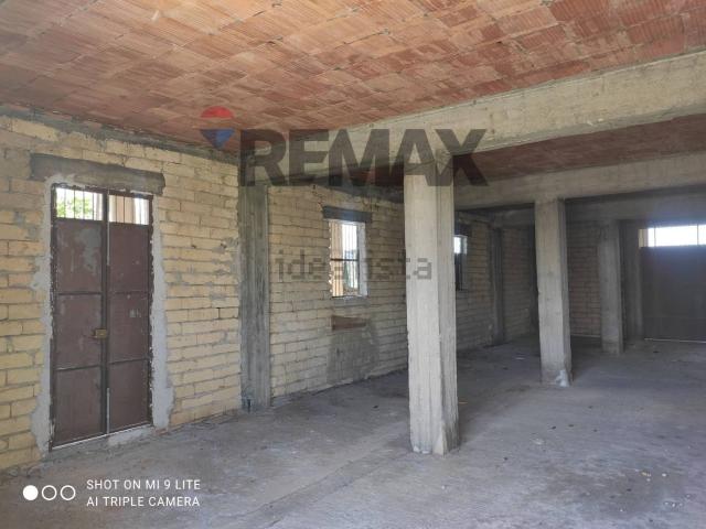 Locale in affitto di 185 m² in Piazza Regina Margherita, 4