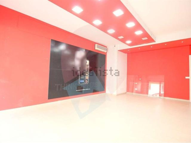 Locale in affitto di 187 m² in Via Giovanni Chiarini, 205