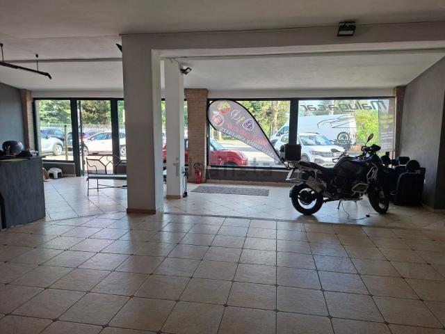 Locale in affitto di 189 m² in Via Nazionale Sannitica, 38