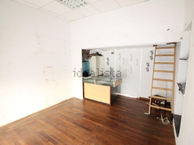 Locale in affitto di 18 m² in Via Guglielmo Oberdan